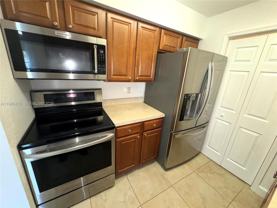 2950 N Palm Aire Dr - Photo 1 of 1