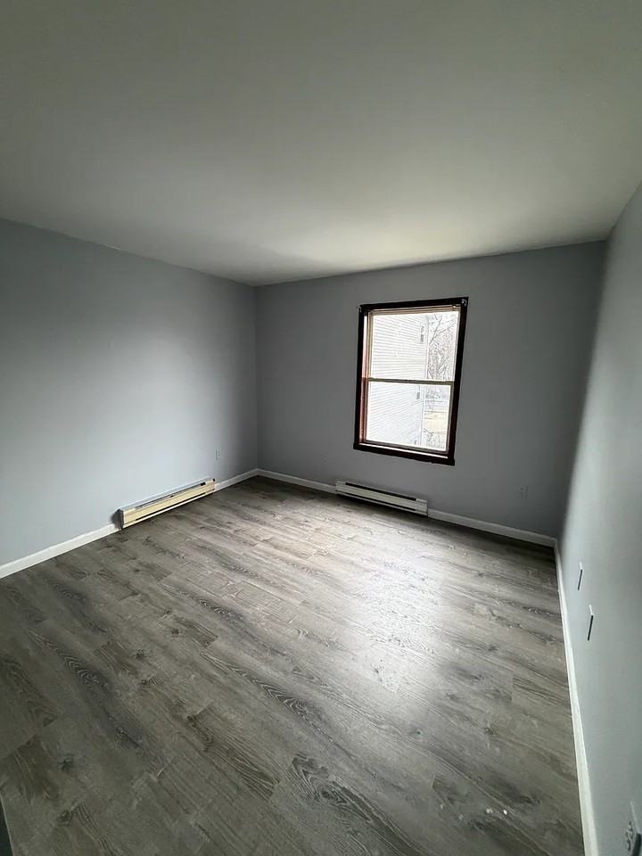 352 S 6th St #2AB - Photo 7 of 8