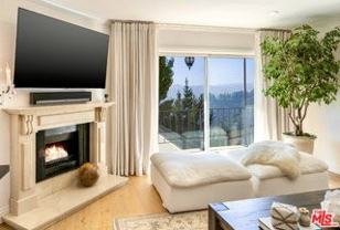2385 Roscomare Rd #D3 - Photo 1 of 1