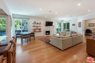 723 Westmount Dr #106 - Photo 3 of 8