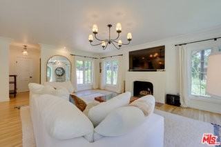 1007 Carol Dr - Photo 3 of 8