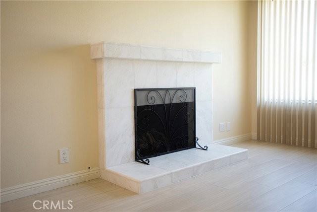 14892 Doheny Cir - Photo 4 of 8