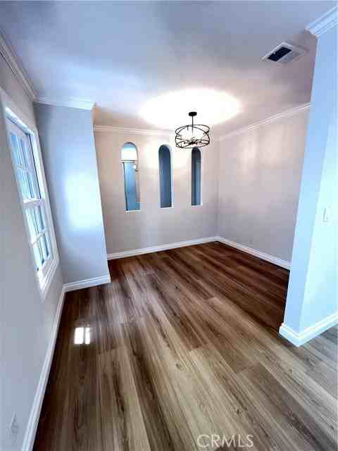 17712 Manchester Ave - Photo 5 of 8