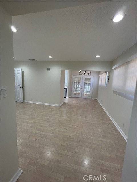 14261 Cedarwood St - Photo 2 of 8