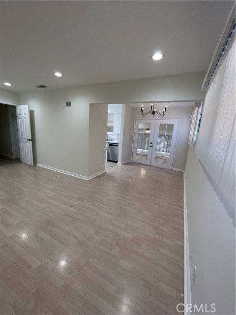 14261 Cedarwood St - Photo 5 of 8
