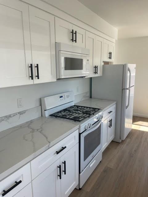 20335 Londelius St - Photo 6 of 8