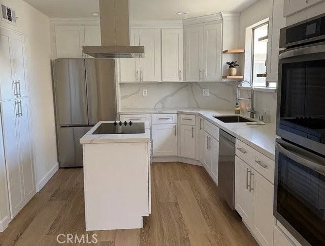 5345 White Oak Ave #G - Photo 2 of 8