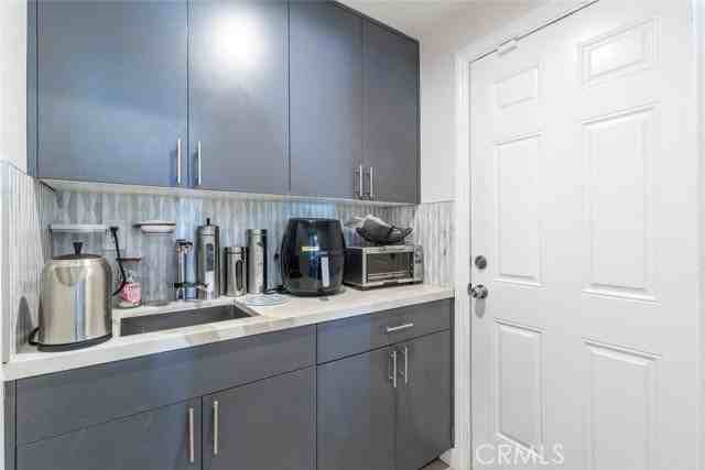 12553 Nedra Dr - Photo 4 of 8