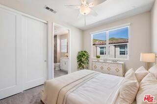4386 Paxton Pl - Photo 5 of 8
