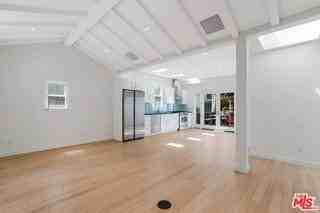 4155 Lincoln Ave - Photo 6 of 8