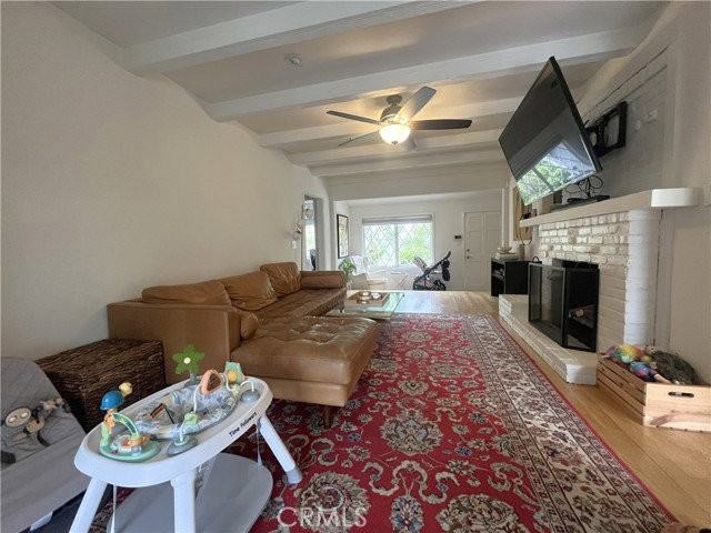 1644 Wellesley Dr - Photo 4 of 8