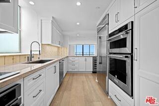 1221 Ocean Ave #308 - Photo 6 of 8