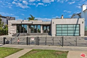 featured image of 12730 Montana Ave