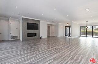 12730 Montana Ave - Photo 4 of 8