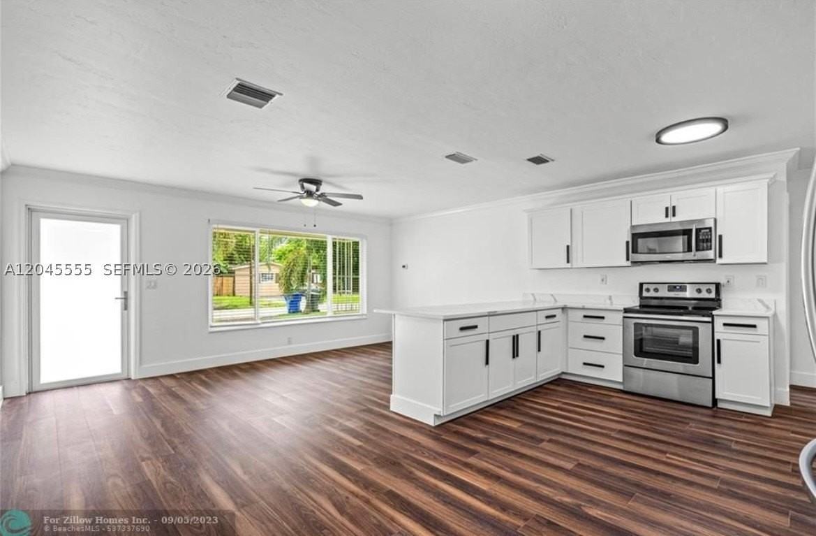 6321 Thomas St - Photo 2 of 5