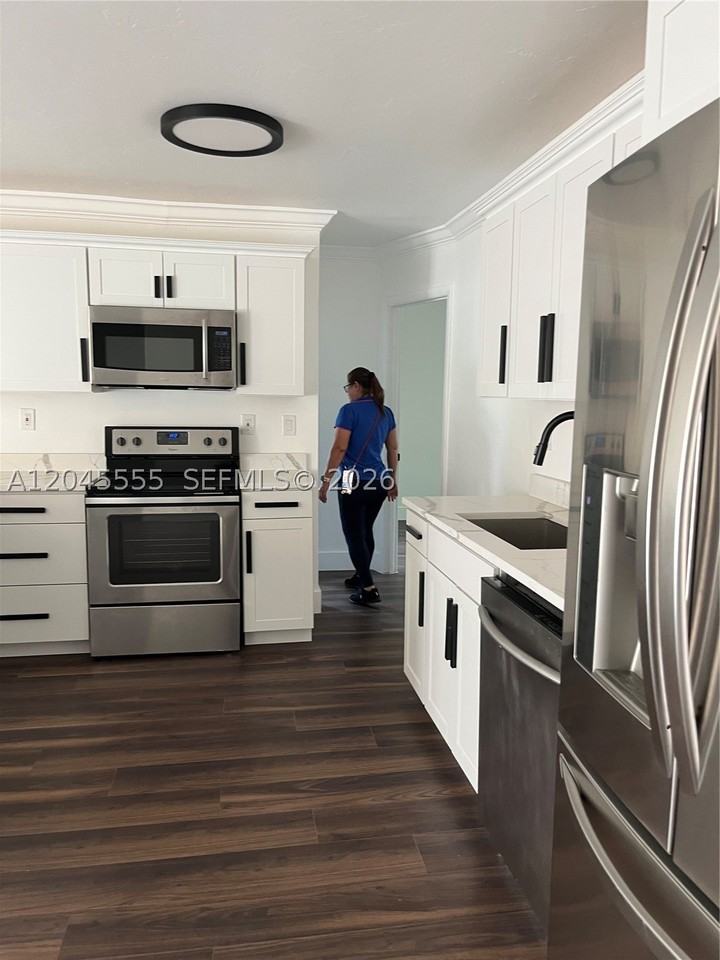 6321 Thomas St - Photo 5 of 5