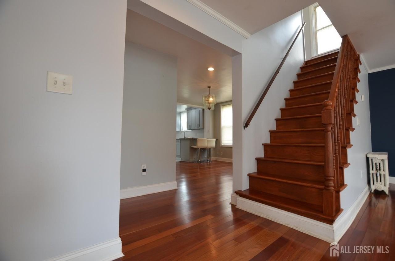 259 Main St - Photo 6 of 29
