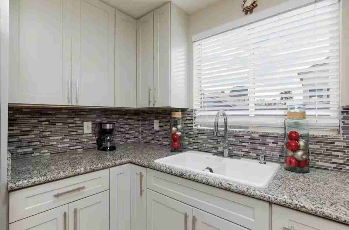 Riker Ave - Photo 2 of 25