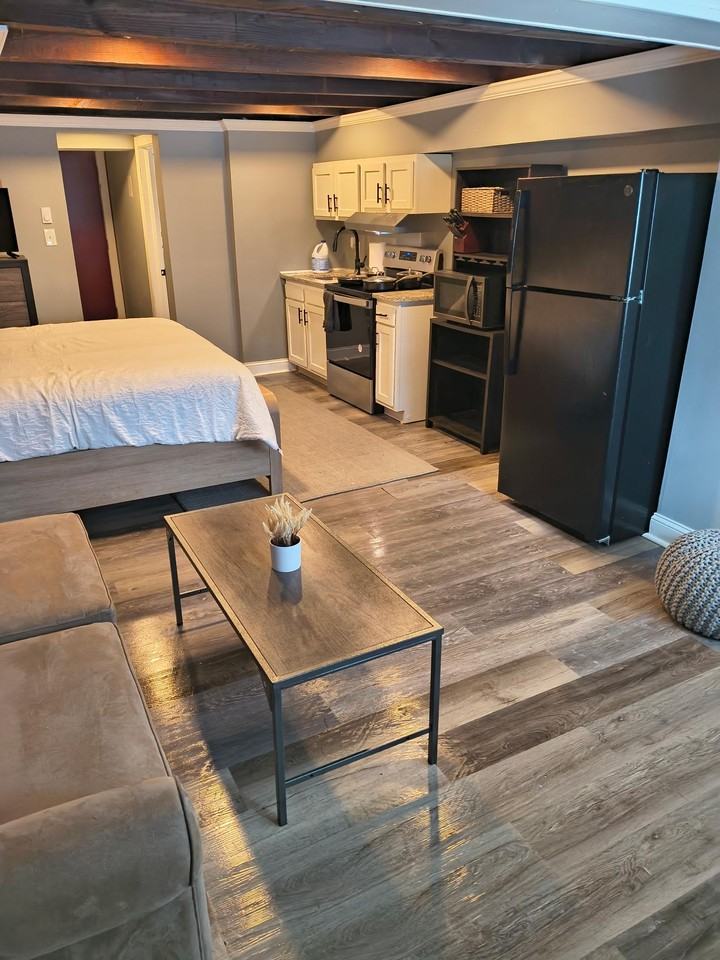 Presstman St - Photo 3 of 12
