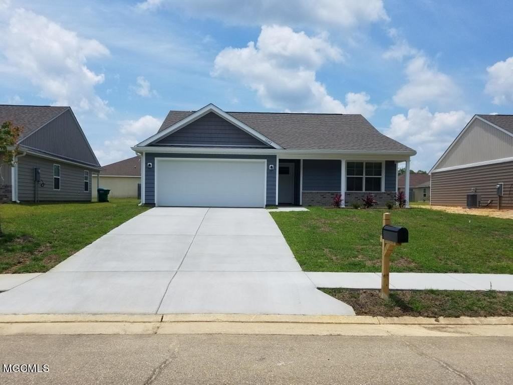 13373 Willow Oak Cir