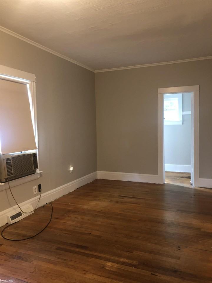 297 Euclid St - Photo 2 of 15