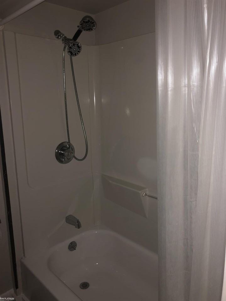 297 Euclid St - Photo 7 of 15