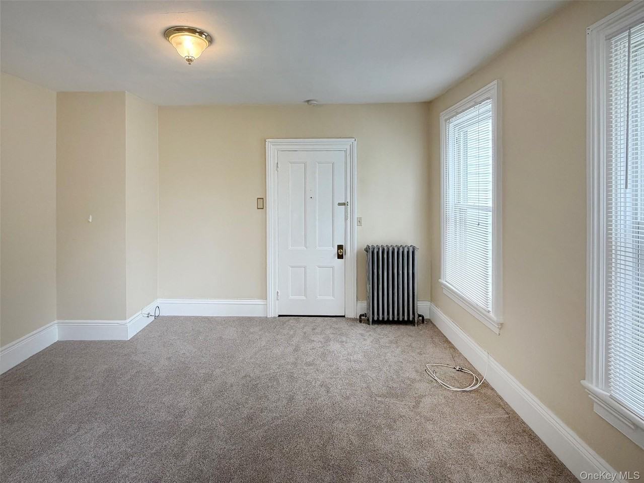 111 N Main St - Photo 5 of 11