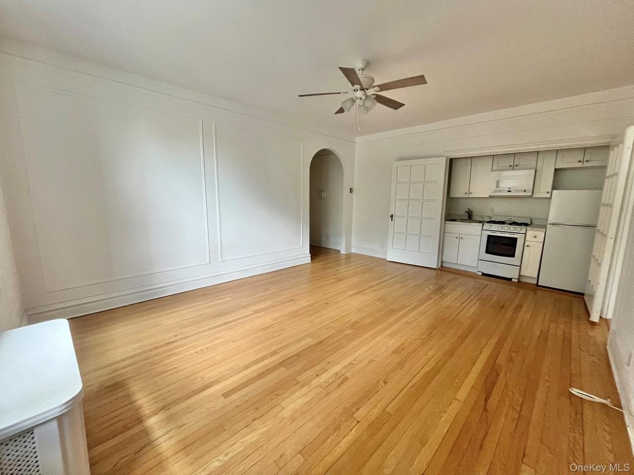1440 Midland Ave #1F - Photo 5 of 13
