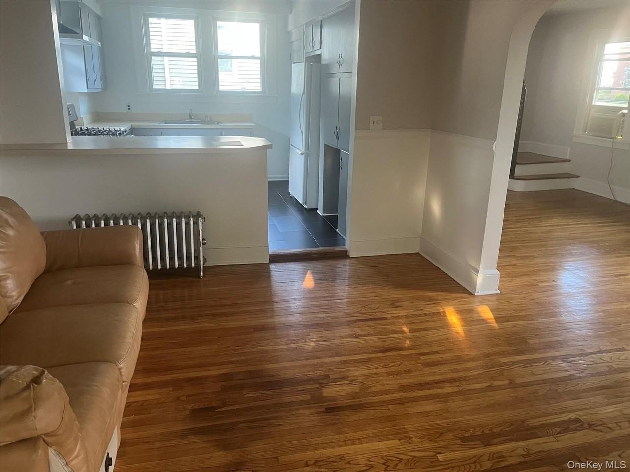 69 Hunt Ave - Photo 5 of 10
