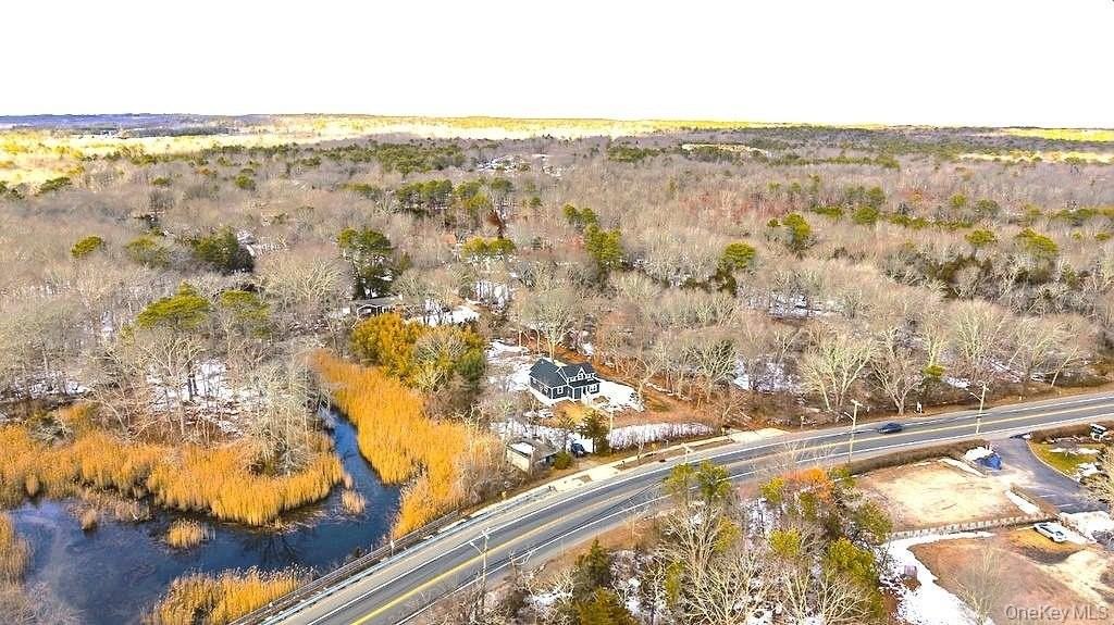 452 Montauk Hwy - Photo 2 of 11
