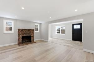 featured image of 452 Montauk Hwy