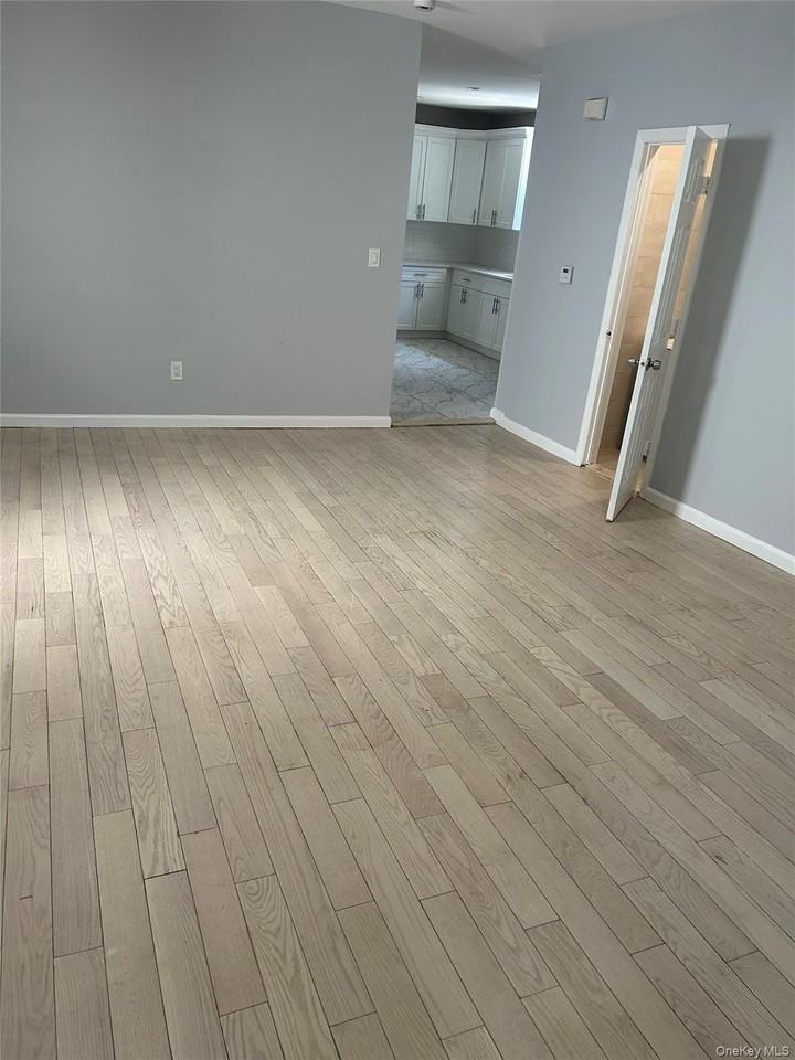 3708 Dyre Ave - Photo 2 of 6