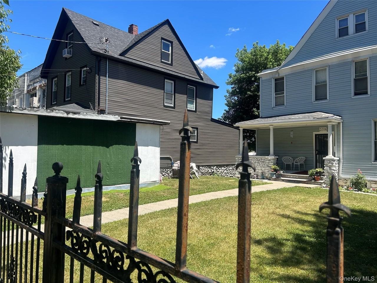 3708 Dyre Ave - Photo 6 of 6