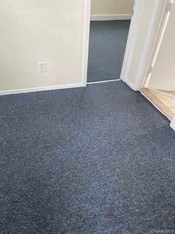 488 Nassau Rd #5 - Photo 3 of 5