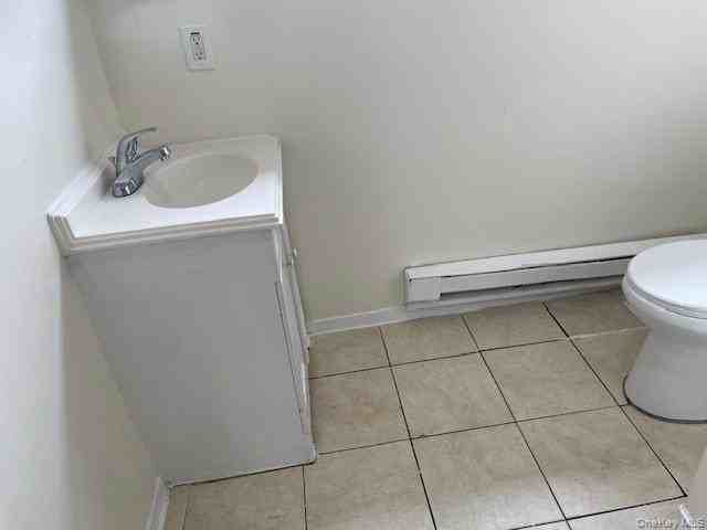 488 Nassau Rd #5 - Photo 4 of 5