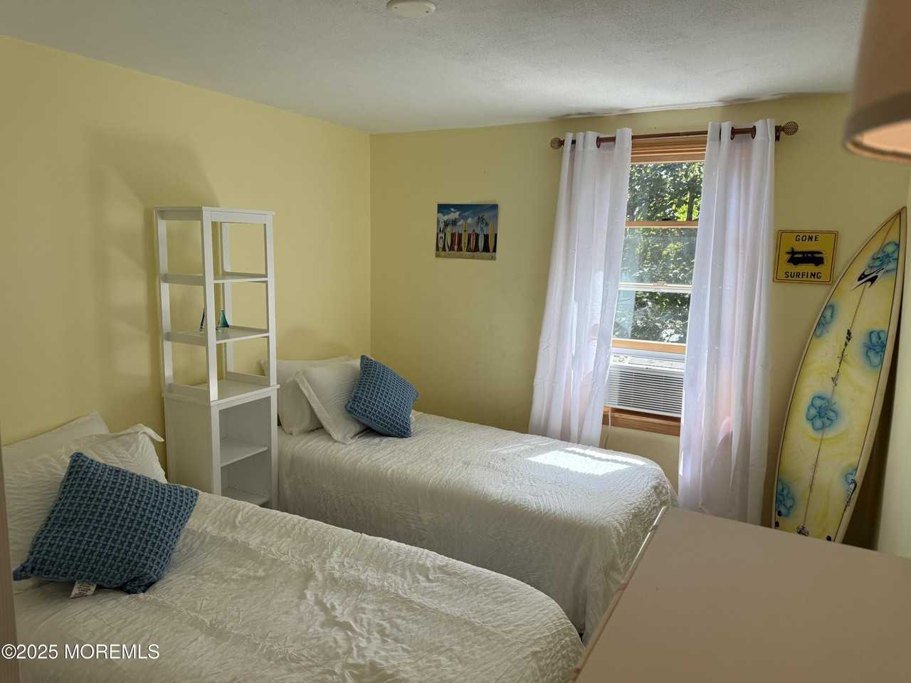 1302 Comstock St - Photo 7 of 12