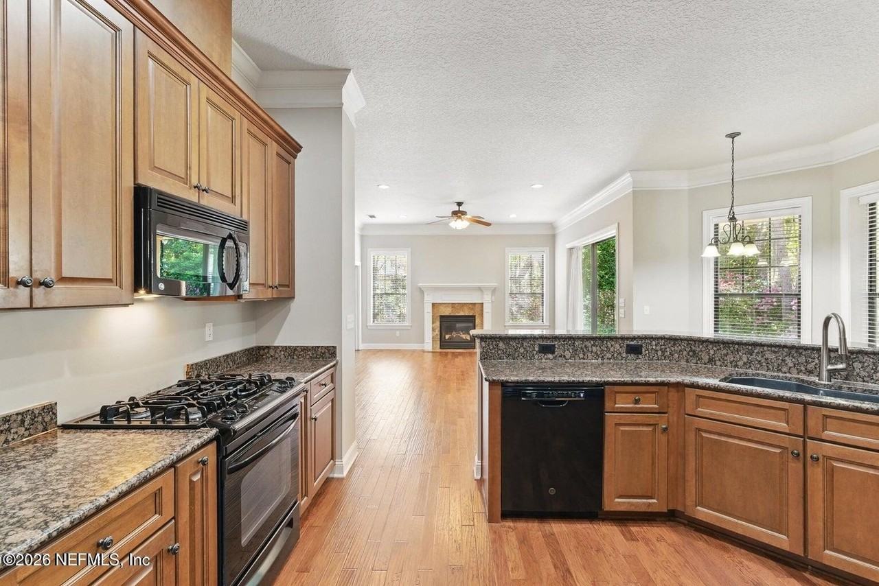 5105 Foliage Way - Photo 5 of 21