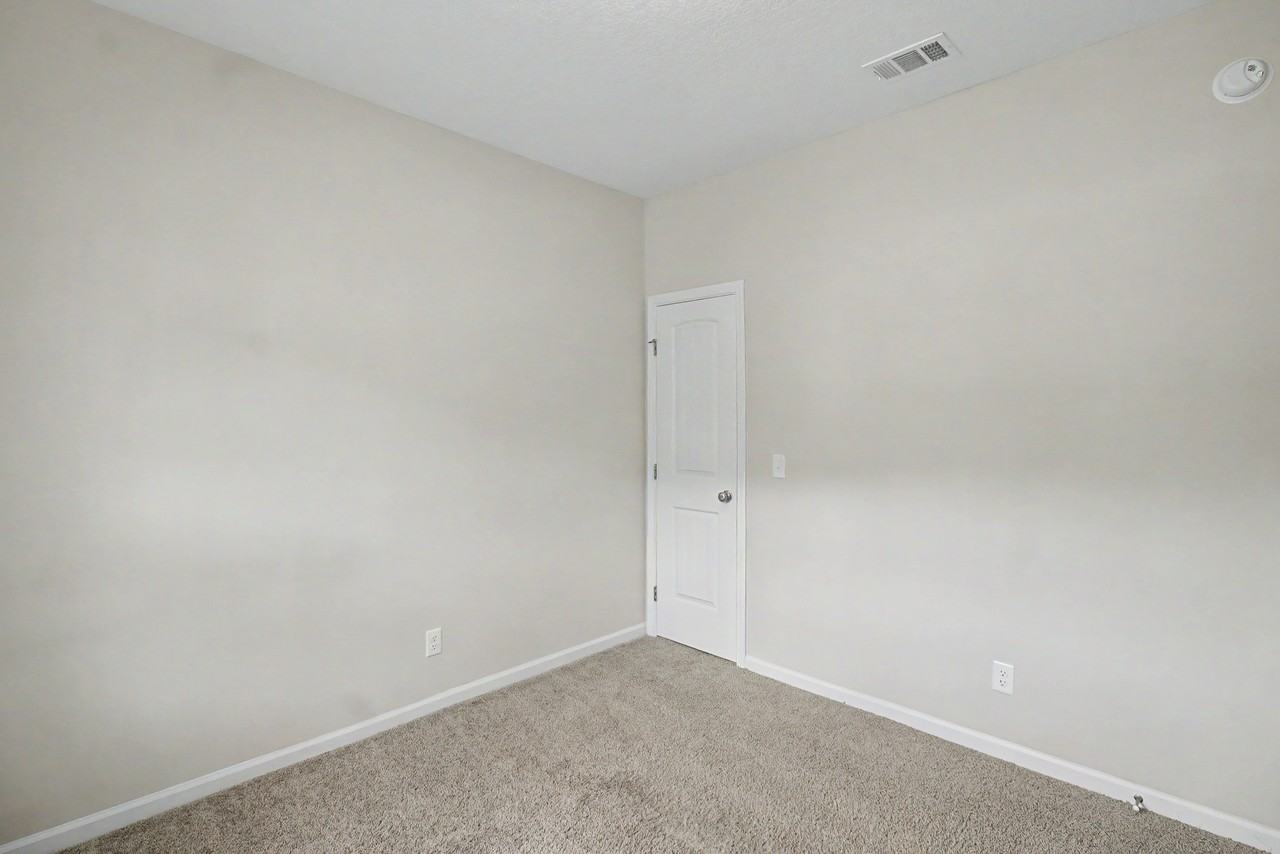 14 Herty Ln #1 - Photo 3 of 38