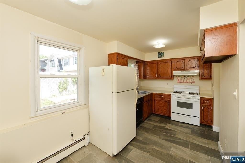 1 Leliarts Ln - Photo 3 of 11