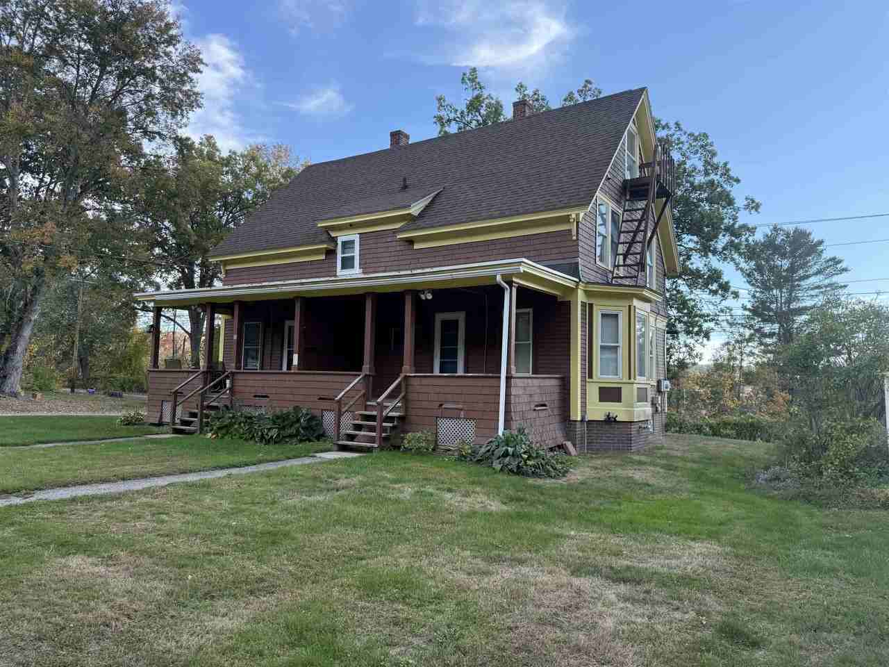 189 E Bow St #B - Photo 3 of 26
