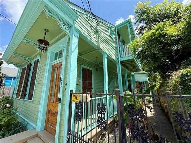 1217 Kerlerec St #B - Photo 2 of 21
