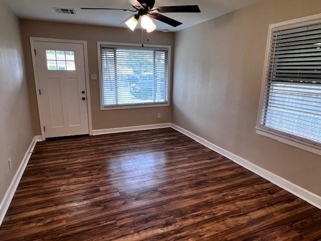 345 Wainwright Dr - Photo 5 of 17