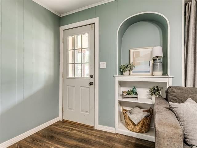 233 Ne Queenstown Ave - Photo 2 of 23