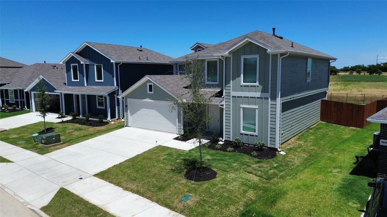 16608 Port Arthur Pl - Photo 2 of 36