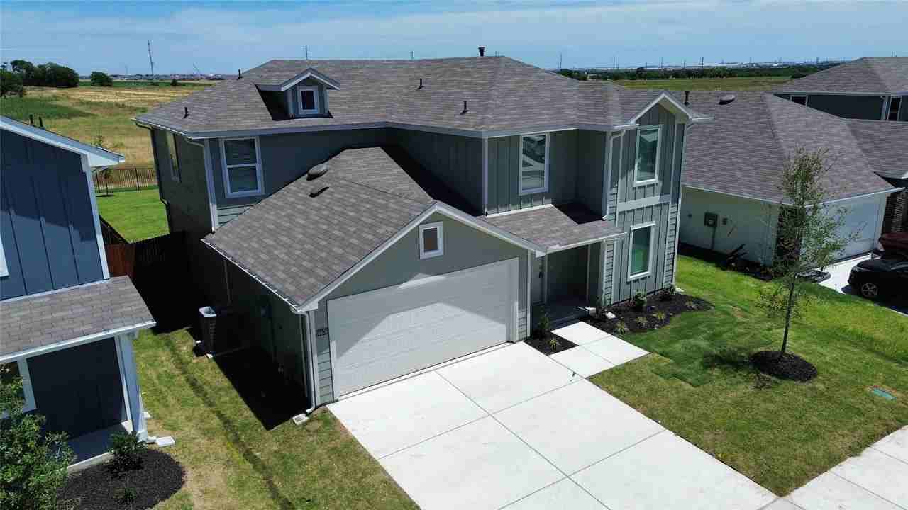 16608 Port Arthur Pl - Photo 5 of 36