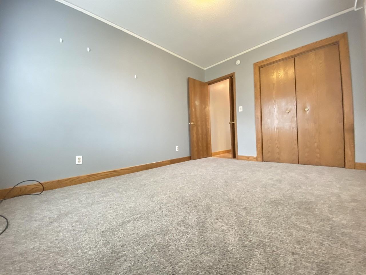 19 7th Ave Ne #1 - Photo 4 of 22