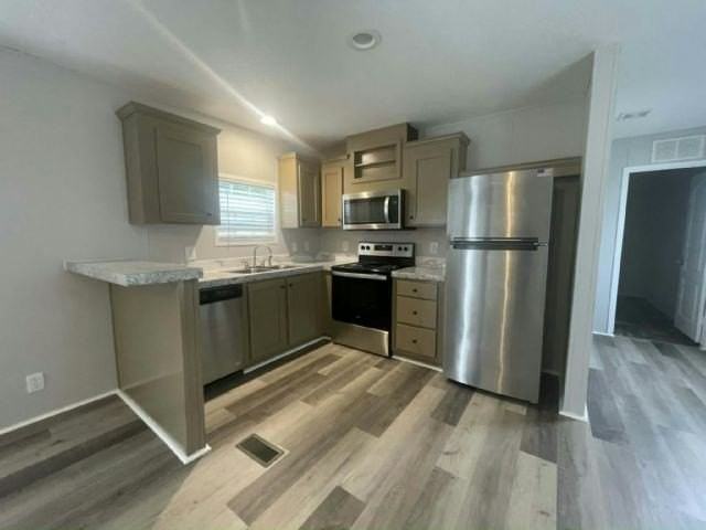11514 Annette Ave #136 - Photo 5 of 15