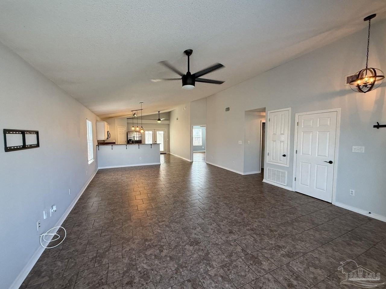 4118 Spinnaker Pl - Photo 4 of 19