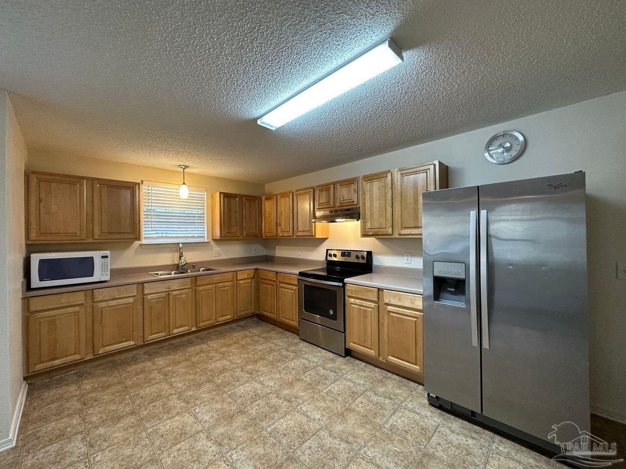 4420 Marlane Dr - Photo 4 of 14