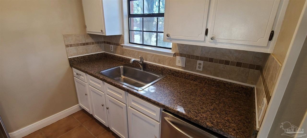 7250 Hilburn Rd #4D - Photo 2 of 10